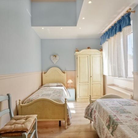 La Bouganville Holiday House อากรอโปลี ภายนอก รูปภาพ