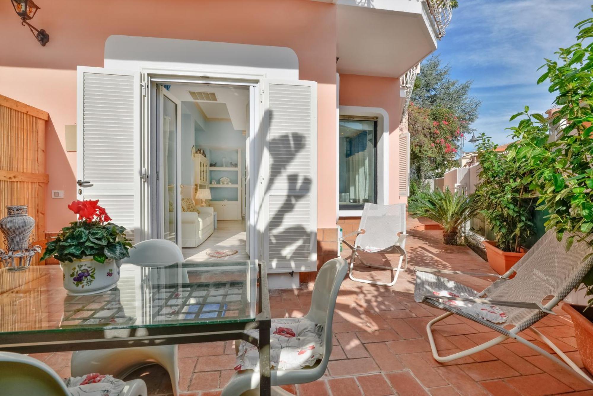 La Bouganville Holiday House อากรอโปลี ภายนอก รูปภาพ